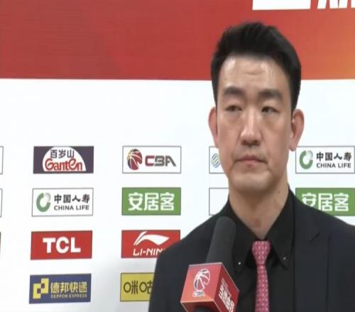 王博:辽宁打得很积极&命中率很高我们多次改变防守都没限制住