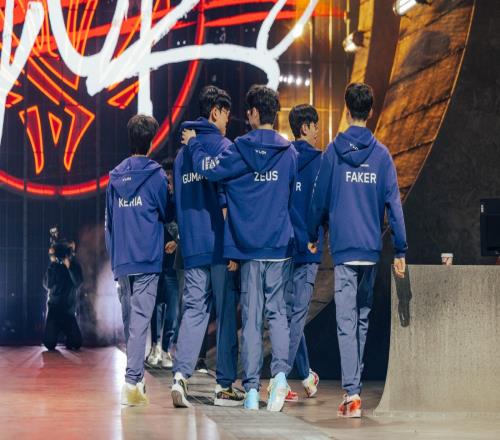 不再决赛前无敌了！T1此前五次晋级决赛首次在决赛前的BO5落败
