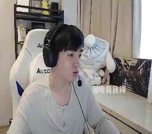 Letme:Ming现在肯定还是会继续打的!有挺多队伍就对他有意思的