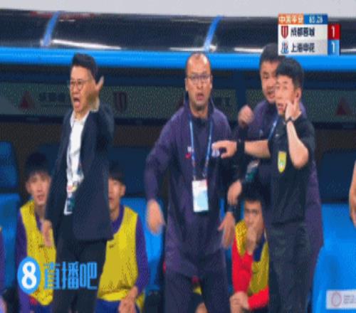 IFAB在制定VAR规则时,提出了一个叫“控球进攻阶段”的概念