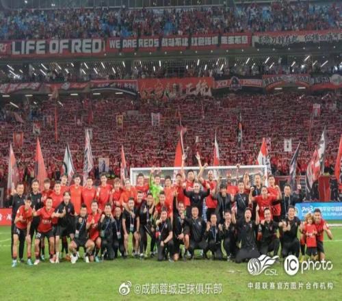徐正源:前几个主场结果比较可惜,赛前告诉大家要让球迷开心回家