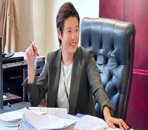 这么多恒大足校校长:马德里大区人口675万,拥有6500支队伍