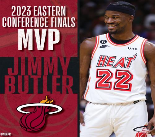 东决MVP！巴特勒在凯尔特人主场捧起“拉里伯德”杯
