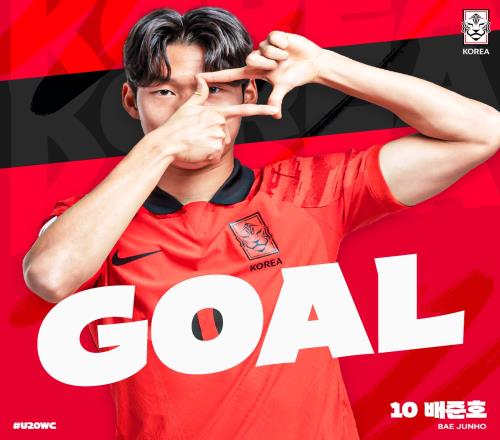 U20世界杯：韩国中场裴峻浩变向晃开对手破门传射建功