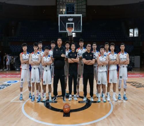 坚定不移，剑指巅峰广东工业大学