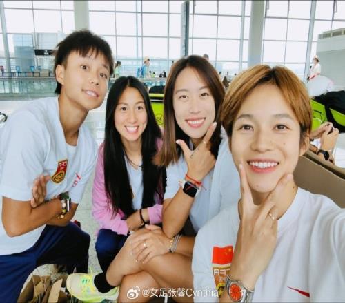 31岁迎来首次世界杯之旅,张馨社媒自勉:世界杯加油!小张!
