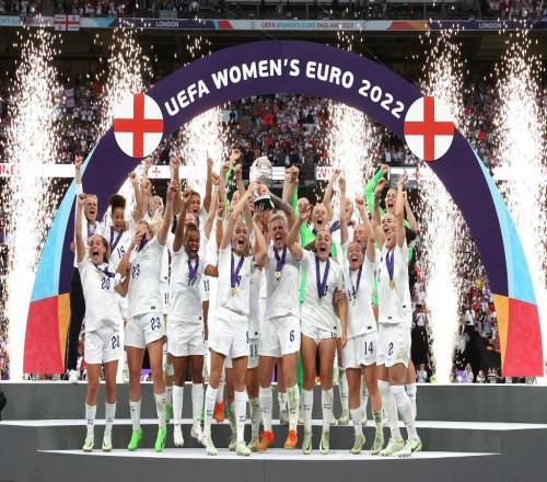 【轮到你了索斯盖特】英格兰女足欧洲杯夺冠男足U21欧青赛夺冠