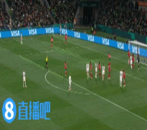 这就是德国锋霸波普回头望月，本场第二次头球破门