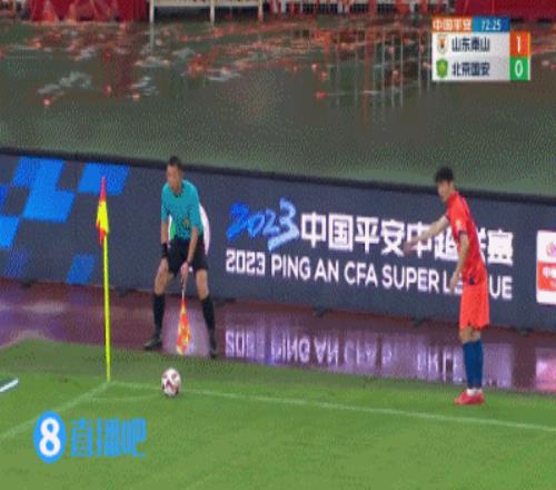 李源一头球建功,韩佳奇小门失守,泰山20领先国安!