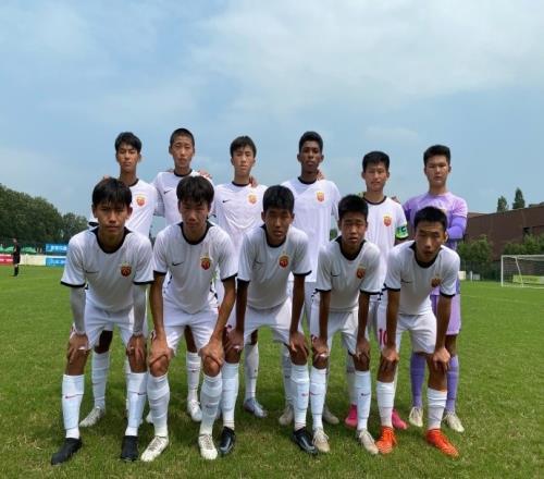 青少年足球联赛U15组第二轮,上海港U15队41重庆市第八中学U15队