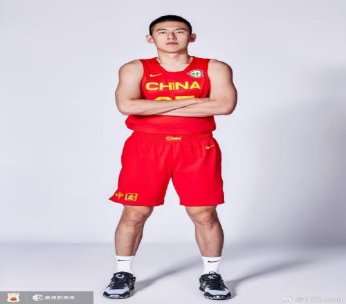 付豪:祝自己生日快乐!承蒙时光不弃感谢一切给予!