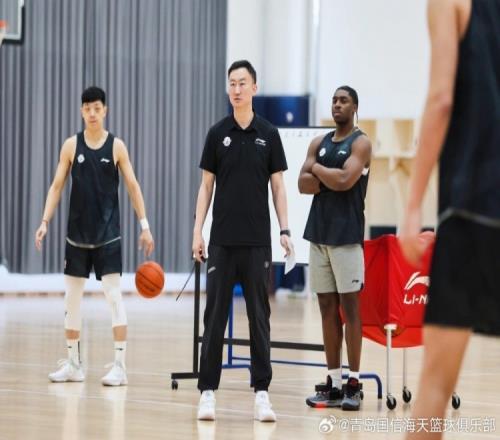刘维伟：杨瀚森&段昂君都是第一年打CBA还是要平常心对待