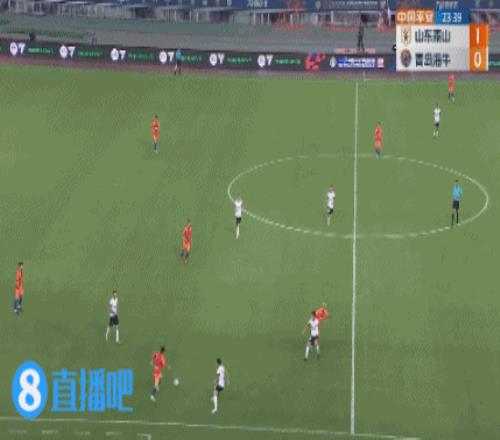 一战成名！谢文能打穿两人防守+打小门建功完成双响，泰山20海牛