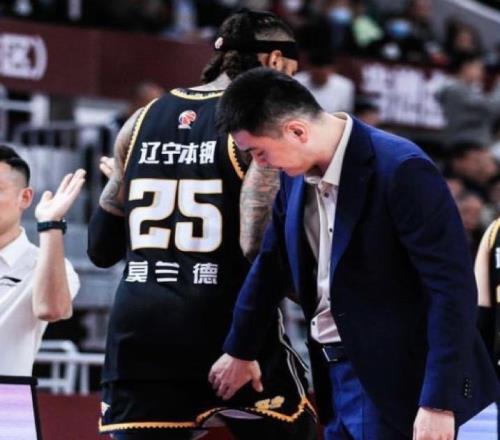 找不到了!莫兰德昨天找杨鸣:我出去几个月回来你咋不见了