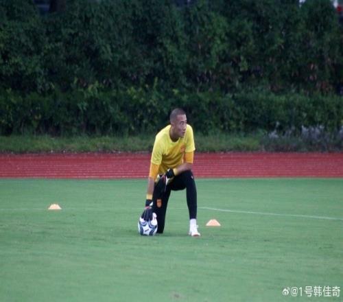 即将迎来亚运会首战,韩佳奇社媒表态:无需多言,竭尽全力