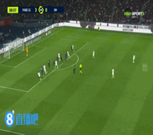 风驰电掣！穆阿尼从后场狂奔至前场送助攻，拉莫斯推射破门