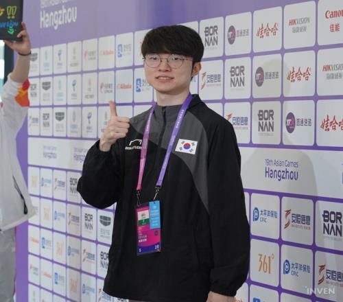 Faker：中国队是强大的对手，想以谦逊的心态毫无负担地参赛