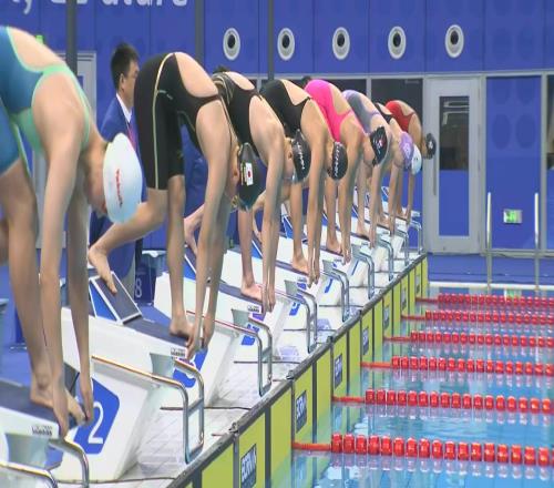女子100米蛙泳决赛：杨畅拼到铜牌朱蕾桔第7