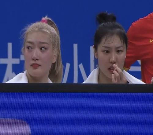 破案了!李梦张茹:感谢这位为我摘下眼睫上浴巾毛毛的女子