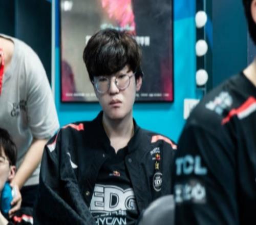 亚运LOL半决EDG队选手数据：两人两局未杀一人jiejie05meiko06
