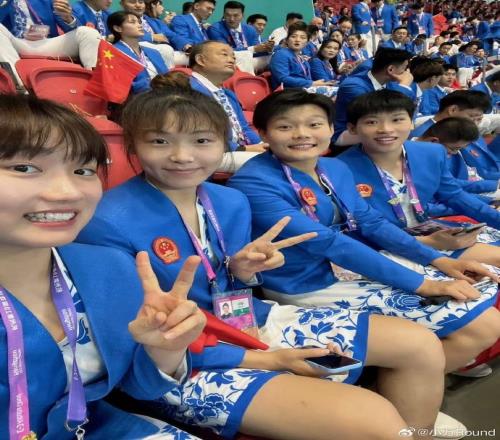 中国三人女篮亚运卫冕成功!万济圆:事虽难做则可成