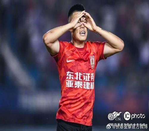 谭龙期待10日国足热身赛想念亚泰球迷20日“南岭”见!