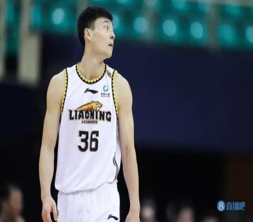 杨鸣谈鄢手琪:他从基本功到技术都非常好今年夏天的进步很大