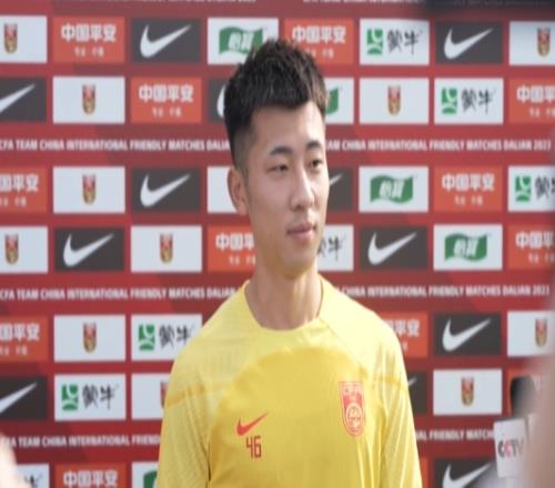 何宇鹏:国家队首秀有点兴奋要通过对胜利的渴望把成绩提上去