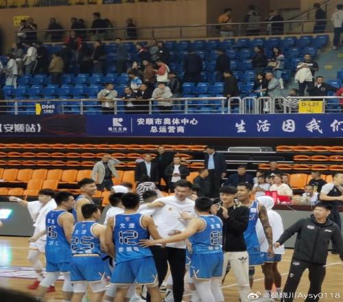 李慕豪人缘真好翟晓川:深圳来京打客场时咱们给兄弟球队加油