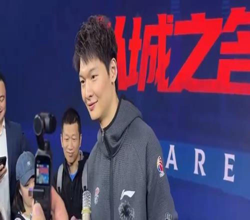 王哲林：今年夏天去国家队到现在一共减了15斤重特意减的