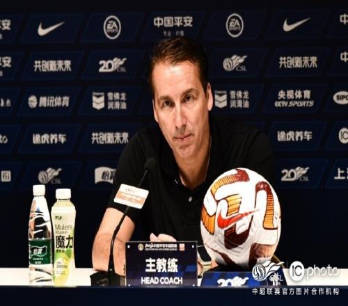 吕文君:明天会全力以赴团结一致,希望把今年的联赛冠军留在上海