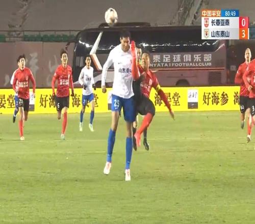 都回来了...中超重燃战火2场2张直红,倒钩爆头+侧后方剪刀脚