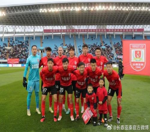 陈洋:上半场在对手高压下出现失误,造成2失球,下半场有所改善