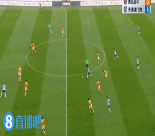 1v2！谢维军扣过防守球员推射破门，攻入赛季第5球！