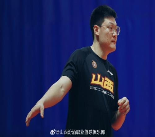 马不停蹄!山西官博晒照张宁身穿训练服备战:开始CBA的征战