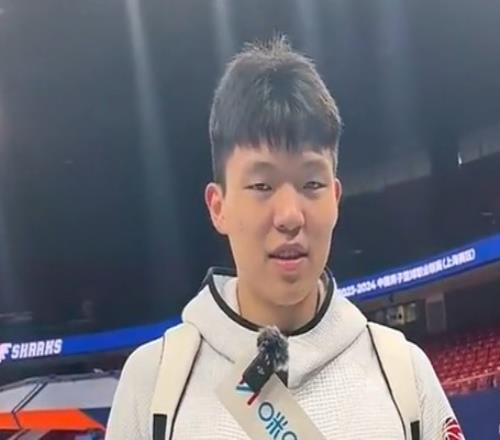 媒体人:有前途的新星都是踩着前辈的肩膀爬上去的杨瀚森有种