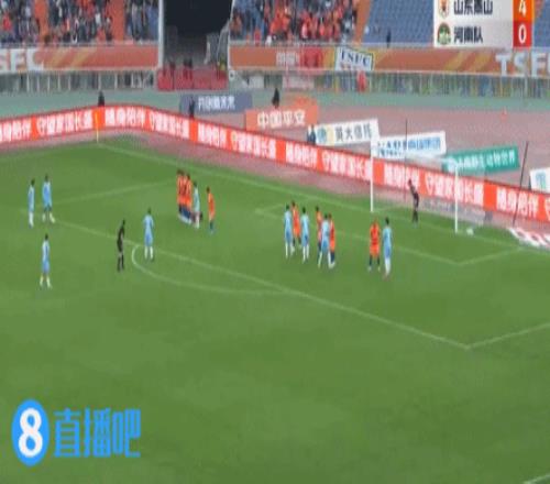 河南扳回一城！贾德松手球送点，李松益主罚点球破门