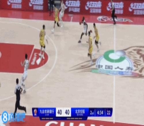 状元出彩!陈国豪13中9拿下18分8板+隔人暴扣得分并列全场最高
