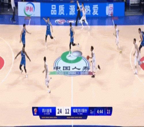 手感火热！约瑟夫杨12中6砍半场全队最高20分
