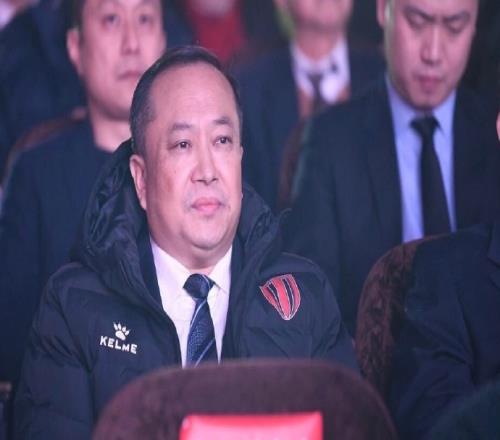 媒体人:成都兴城副董事长李鸣琴被查,听说和足球无关