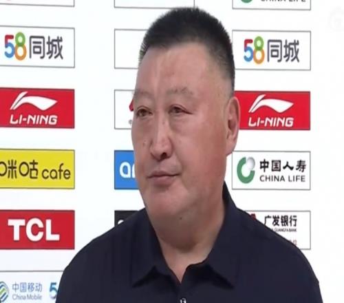 杨学增:本场球员多少背了思想包袱好在施韦德和大宝稳定发挥