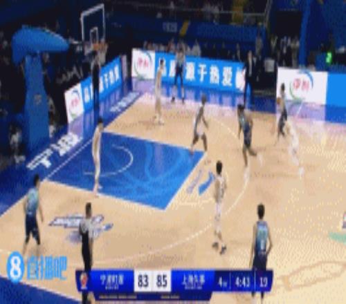 火力全开！阿尔斯兰11中8砍生涯新高28分外加4板5助三分7中5