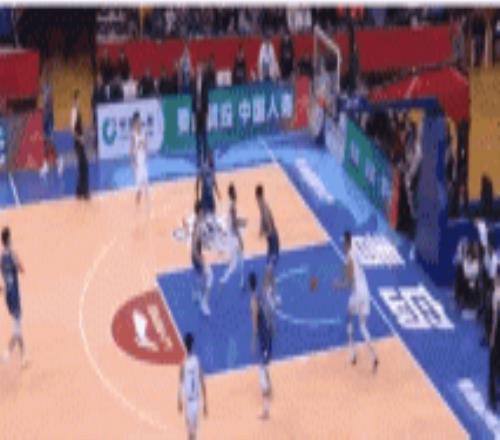 杨氏禁飞区！杨瀚森内线补防+外线单防均送出大帽
