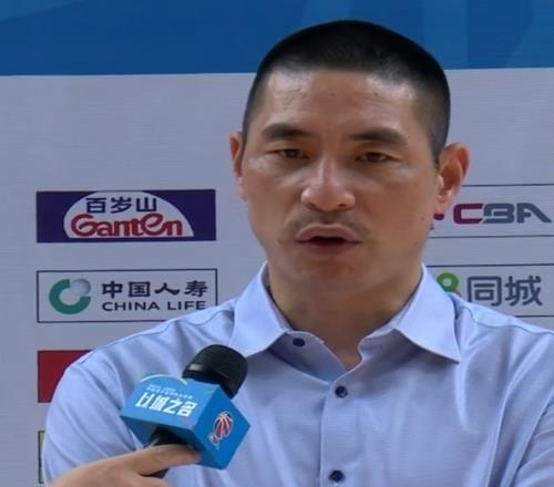 朱世龙：施韦德确实能力很强他把全队都盘活了我们得好好练防守