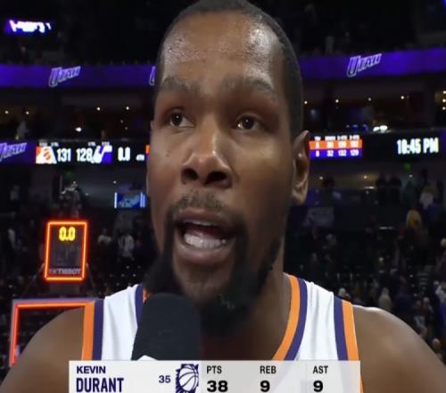 KD:我们把球投进了&这是一场拼进攻的比赛今天没有人防守
