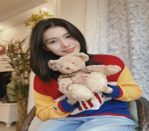 河北女篮球员郭子瑄晒美照:季节轮换总有新的故事值得期盼