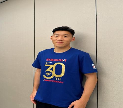 朱辰杰庆贺申花成立30周年:感谢俱乐部培养,冠军属于每个蓝血人