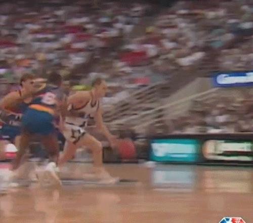 33年前的今天:斯凯尔斯单场30助攻创NBA纪录现役最多为威少24个