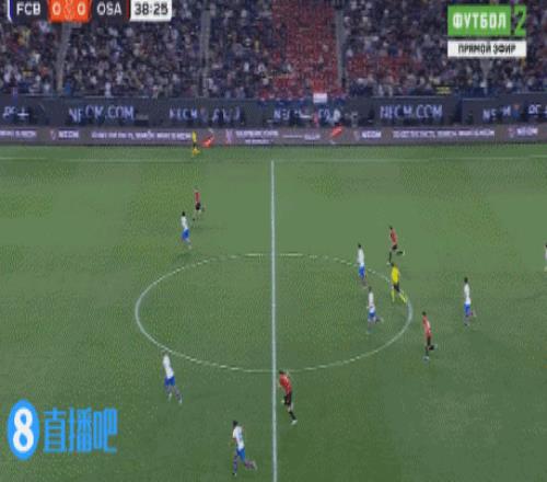 奥萨苏纳前锋抹过阿劳霍直面门将,佩尼亚近距离一夫当关