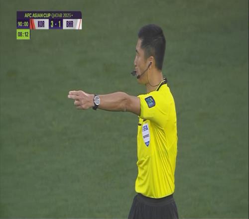媒体人:孙哥假摔马宁一点不客气他亚洲杯大概率比国足走得更远